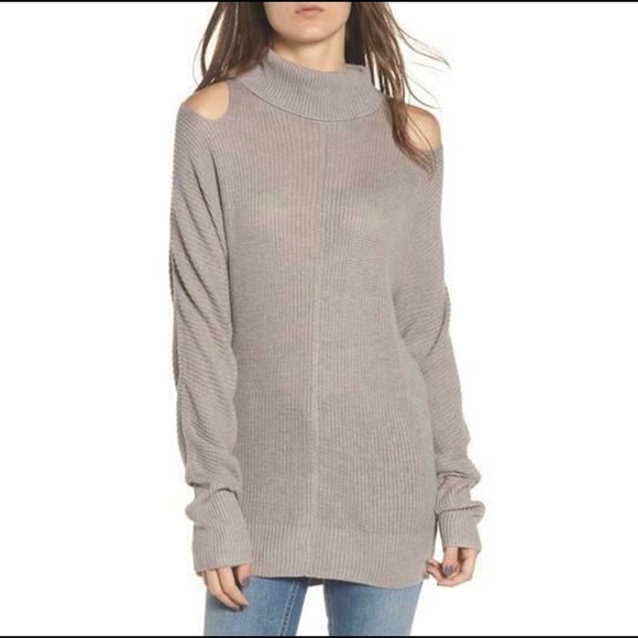Ella Moss Riley Grey/Beige Cold Shoulder Oversized Turtleneck Sweater Size XS - Picture 2 of 14